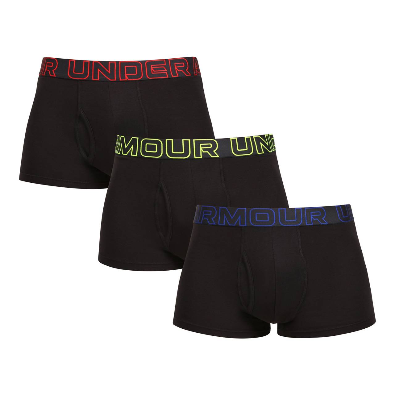 3PACK pánske boxerky Under Armour čierne (1383891 004) XL, trenky.
Keď ide o spodnú bielizeň pre aktívny životný štýl, nemal by si robiť kompromisy.
Príjemný materiál pre aktívny životný štýl
Boxerky sú vyrobené z kvalitnej zmesi bavlny, polyesteru a spandexu.
Funkčný dizajn pre štýlových mužov
Jednoduchý, ale výrazný vzhľad s dominantným vytkaným pásom s logom v kontrastnej farbe dodáva boxerkám športový a moderný charakter.
Prečo by si mal vyskúšať boxerky Under Armour

Vyvážená zmes materiálov: Priedušný, rýchloschnúci a elastický materiál s príjemným pocitom na tele.
Dlhšie nohavice a športový strih: Maximálny komfort bez trenia a s plnou voľnosťou pohybu.
Výrazný dizajn s logom Under Armour: Štýl, ktorý vás bude baviť každý deň.

Spodná bielizeň Under Armour vás podporí pri akejkoľvek aktivite
Spodná bielizeň Under Armour je navrhnutá tak, aby ti umožnila podávať životné výkony – a nezáleží na tom, či sa chystáš na horolezeckú výpravu alebo na náročnú pracovnú schôdzku.
Ako sa starať o boxerky Under Armour
Aby ti obľúbené boxerky vydržali dlho v perfektnom stave, odporúčame dodržiavať nasledujúce pokyny.

Pranie: Per boxerky na 30 ° C, ideálne naruby.
Sušenie: Neodporúčame sušiť v sušičke – vysoké teploty by mohli poškodiť elastické vlákna a skrátiť životnosť produktu.
Žehlenie: Nežehli – boxerky to nepotrebujú, a žehlením by si mohol poškodiť štruktúru materiálu.

Tip: Tvoje obľúbené spodné prádlo si zaslúži jemné zaobchádzanie.