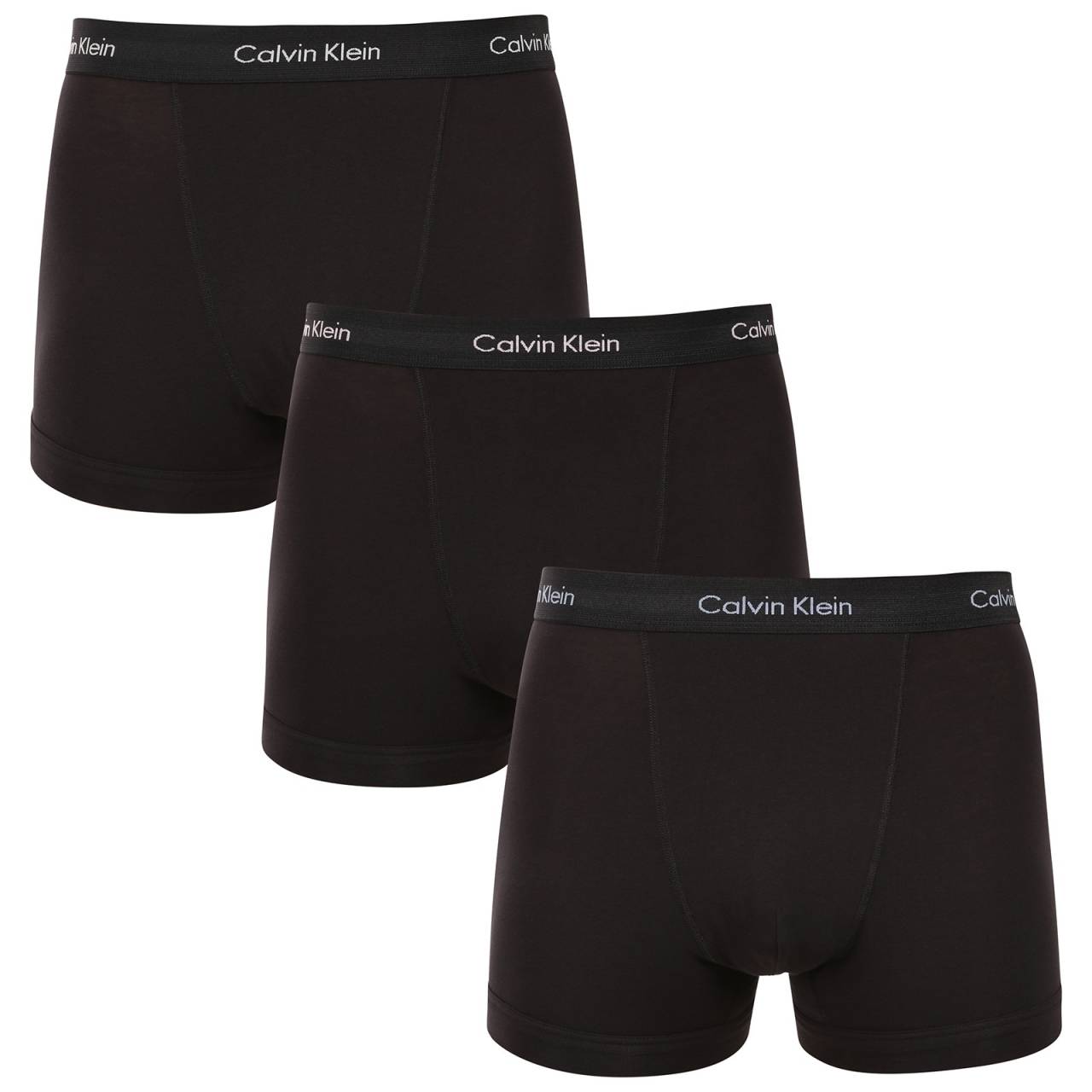 3PACK pánske boxerky Calvin Klein čierné (U2662G-VX9) XL, trenky.
Užívajte si maximálne pohodlie a luxus s pánskymi boxerkami Calvin Klein.
Kvalitný materiál pre celodenné pohodlie
Tieto boxerky sú vyrobené z prvotriednej zmesi bavlny a elastanu.
Elegantný dizajn a praktický strih
Tkaná guma s kontrastným logom Calvin Klein vytvárajú štýlový a nadčasový vzhľad.
Prečo si zamilujete boxerky Calvin Klein

Prvotriedny materiál: Kombinácia bavlny a elastanu zaručuje mäkkosť, priedušnosť a elasticitu pre maximálne pohodlie počas celého dňa.


Štýlový dizajn: Ikonické logo Calvin Klein s vyšívanou gumou dodáva boxerkám elegantný vzhľad vhodný na každú príležitosť.


Praktický strih: dlhšie nohavice a prispôsobivý strih poskytujú väčšie pohodlie a voľnosť pohybu, ideálne na bežné nosenie, do práce aj na voľný čas.

Spodnú bielizeň Calvin Klein milujú ľudia na celom svete
Pánska spodná bielizeň Calvin Klein patrí k stáliciam módneho priemyslu.
Ako sa starať o boxerky Calvin Klein
Aby si vaše nové boxerky zachovali svoj vzhľad a kvalitu čo najdlhšie, dodržiavajte tieto jednoduché pokyny:

Pranie: Perte ich pri maximálnej teplote 30 °C.


Sušenie: Sušenie v bubnovej sušičke sa neodporúča - najlepšou voľbou je sušenie na vzduchu.


Žehlenie: Boxerky nie je potrebné žehliť, čím ušetríte čas a námahu.

Tip: Hľadanie obľúbenej spodnej bielizne môže byť beh na dlhé trate, preto chceme, aby vám obľúbené kúsky dlho vydržali.