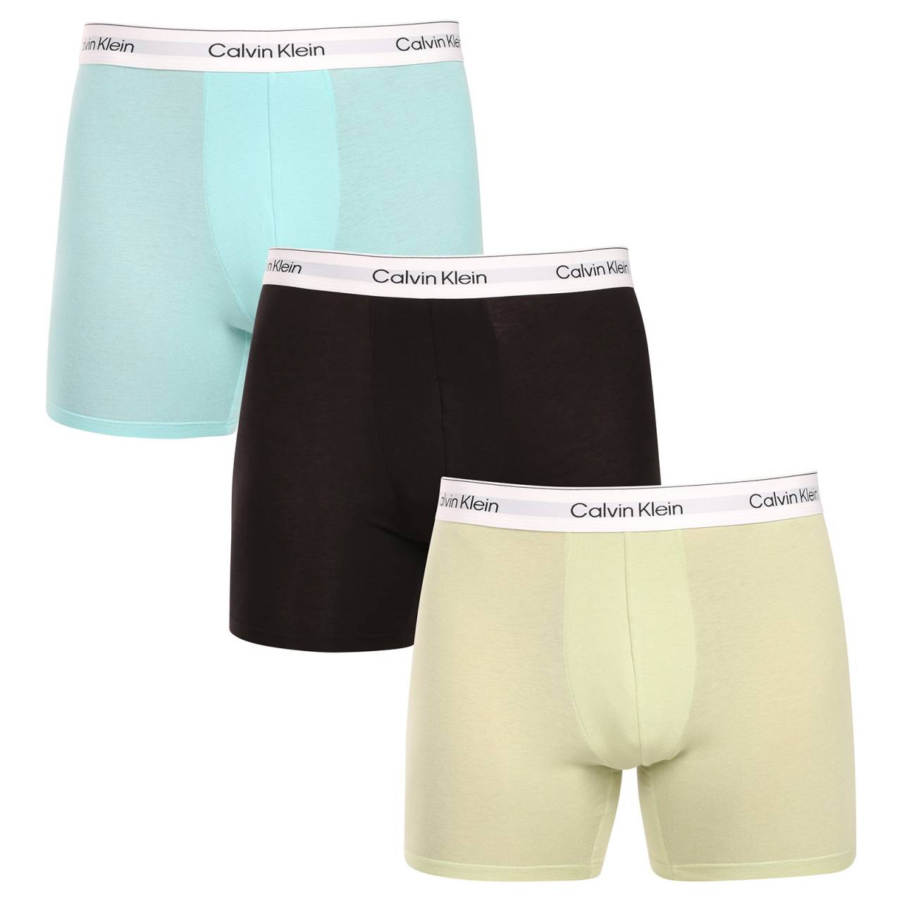 3PACK muške bokserice Calvin Klein crno (NB4394-VQX) M.
Uživajte u vrhunskoj udobnosti i luksuzu s muškim boksericama Calvin Klein.
Kvalitetan materijal za cjelodnevnu udobnost
Bokserice su izrađene od vrhunske mješavine pamuka i elastina.
Elegantan dizajn i praktičan kroj
Tkana elastika s kontrastnim Calvin Klein logotipom stvara elegantan i bezvremenski izgled.
Zašto ćete sigurno voljeti Calvin Klein bokserice

Premium materijal: Kombinacija pamuka i elastina osigurava mekoću, prozračnost i elastičnost za maksimalnu udobnost tijekom cijelog dana.


Moderan dizajn: Kultna tkana elastika s logotipom Calvin Kleina daje boksericama elegantan izgled prikladan za svaku priliku.


Praktičan kroj: Dulje hlače i fleksibilan kroj pružaju dodatnu udobnost i slobodu kretanja, idealne za ležerno nošenje, posao i slobodno vrijeme.

Calvin Klein donje rublje vole ljudi diljem svijeta
Calvin Klein muško donje rublje spada u konstante modne industrije.
Kako njegovati svoje Calvin Klein bokserice
Kako bi vaše nove bokserice što duže zadržale svoj izgled i kvalitetu, pridržavajte se ovih jednostavnih smjernica:

Pranje: Olovka je na maksimalnoj temperaturi od 30 °C.


Sušenje:  Ne preporučuje se sušenje u sušilici - sušenje na zraku je najbolja opcija


peglanje: Bokserice ne morate glačati, što vam štedi vrijeme i brige.

Savjet: Pronalaženje omiljenog donjeg rublja ponekad je težak posao, stoga želimo da vam omiljeni komadi dugo traju.