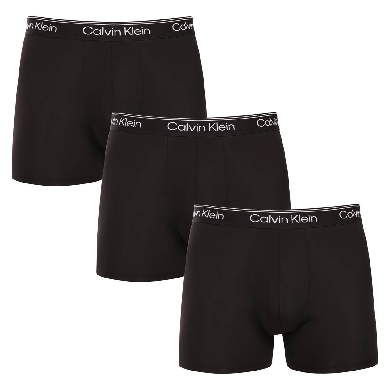 3PACK pánske boxerky Calvin Klein čierne (NB4410-UB1) L, trenky.
Chcete boxerky, ktoré ponúkajú maximálne pohodlie, moderný dizajn a špičkovú kvalitu?
Prvotriedny materiál pre celodenné pohodlie
Tieto boxerky sú vyrobené z kombinácie polyesteru a elastanu, čo poskytuje dokonalú kombináciu mäkkosti, pružnosti a odolnosti.
Moderný dizajn a dokonalý strih
Minimalistický vzhľad s elastickým pásom dopĺňa logo Calvin Klein, ktoré dodáva boxerkám luxusný a sofistikovaný štýl.
Prečo si boxerky Calvin Klein zamilujete?

Ľahký a priedušný materiál: Ideálne na každodenné nosenie aj náročné športové aktivity.
Dlhšia nohavička: Poskytuje lepšie krytie a oporu, nezhrňuje sa a neškrtí.
Rýchloschnúce a odolné: Ideálne na aktívny životný štýl.
Nadčasový dizajn: minimalistický dizajn a luxusný vzhľad značky Calvin Klein.

Spodnú bielizeň Calvin Klein milujú ľudia na celom svete.
Pánska spodná bielizeň Calvin Klein patrí k stáliciam módneho priemyslu.
Ako sa starať o boxerky?
Aby si vaše boxerky zachovali dokonalý tvar a kvalitu čo najdlhšie, dodržiavajte tieto pokyny:

Praní: Doporučujeme prát na 30 °C s jemným pracím prostředkem.
Žehlení: Nedoporučuje se, aby nedošlo k poškození materiálu.
Sušenie: Sušenie v sušičke sa neodporúča, radšej sušte voľne na vzduchu.

Tip: Nájsť ten správny kus spodnej bielizne, ktorý vám dokonale padne, môže byť náročné.