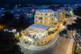 Chorvátsko Makarská riviéra Villa Bacchus 9 dňový pobyt Raňajky Letecky Letisko: Praha September 2025 (25/09/25- 3/10/25)