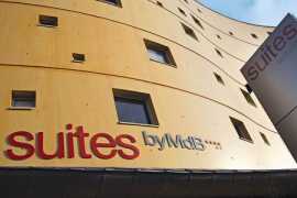 Francúzsko  Standing Hotel Suites By Actisource 9 dňový pobyt Polpenzia Letecky Letisko: Praha September 2025 (29/09/25- 7/10/25)