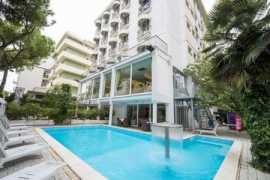 Taliansko Emilia Romagna Royal Plaza 9 dňový pobyt Raňajky Vlastná December 2025 (31/12/26- 8/01/26)