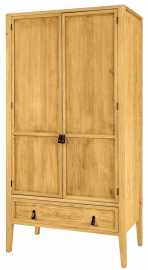 Moderná šatníková skriňa z masívu pel 01 gilda - k01 - svetlá borovica.

 

Dvojdverová šatníková skriňa v minimalistickom, ale modernom dizajne.

 

Nábytok z masívu ponúkame v niekoľkých odtieňoch morenia.

 

Rozmery modernej šatníkovej skrine z masívu PEL 01 Gilda sú 100x195x57cm (š, v, h).

 

Všetky produkty z kolekcie Gilda nájdete nižšie v súvisiacich produktoch.


Z dôvodu výroby masívneho nábytku na zákazku, sme nútení požadovať od zákazníka zálohu v minimálnej výške 40 EUR podľa hodnoty nábytku.