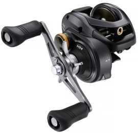 Shimano multiplikátor curado 301 k left hand.
 Existuje mnoho variácií rodiny Curado, ale ak hľadáte väčší baitcastingový navijak, ktorý si poradí s veľkými návnadami a veľkými rybami, veľkosť Curado 300/301 je to pravé.
 Všetky modely Curado 300/301 majú telo z odolného hliníka HAGANE v matnej čiernej farbe.