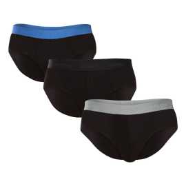 3PACK slip homme HUGO noir (50532570 008) M.
Misez sur un classique éprouvé avec une touche de modernité grâce au slip HUGO pour homme.
Matériau de qualité pour une utilisation tout au long de la journée
Le slip est composé d'une combinaison de coton et d'élasthanne.
Design et style pour un confort quotidien
Le design simple, complété par le caoutchouc tissé avec le logo HUGO, crée un look moderne et confiant.
Pourquoi les slips HUGO ne devraient pas manquer dans votre garde-robe

Matière en coton de haute qualité: Respirant, souple et doux pour la peau.
Coupe sophistiquée pour une utilisation quotidienne : Les slips s'ajustent parfaitement et gardent leur forme même après plusieurs lavages.
Élégant caoutchouc tressé : Un design décent mais élégant qui s'accorde avec toutes les tenues.

Sous-vêtements Hugo pour les amateurs de confort et de luxe
La marque de sous-vêtements Hugo appartient à la famille de vêtements Hugo Boss et se distingue par la qualité de ses matériaux et la précision de son travail.
Comment entretenir les slips HUGO
Pour que vos sous-vêtements préférés restent longtemps en bon état, nous vous recommandons de suivre les conseils suivants.

Blanchisserie : Laver les slips à 40 °C avec des détergents doux.
Séchage : Le fabricant autorise le séchage au sèche-linge, mais à basse température et avec un programme doux.
Repassage : Vous pouvez repasser le slip à une température basse adaptée au coton.

Conseil : Vos sous-vêtements préférés méritent un traitement en douceur.