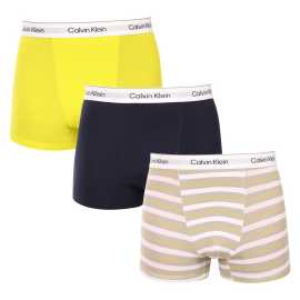 3PACK Boxers pour hommes Calvin Klein multicolore (NB4286-WCN) M.
Profitez d'un confort et d'un luxe ultimes avec les caleçons pour hommes Calvin Klein.
Matériau de qualité pour un confort tout au long de la journée
Ce boxer est fabriqué à partir d'un mélange de coton et d'élasthanne de première qualité.
Design élégant et coupe pratique
Le caoutchouc tissé et le logo Calvin Klein contrastant créent un look élégant et intemporel.
Pourquoi vous allez adorer les caleçons Calvin Klein

Matériau depremière qualité: La combinaison de coton et d'élasthanne assure douceur, respirabilité et souplesse pour un confort maximal tout au long de la journée.


Designélégant: L'élastique brodé du logo emblématique de Calvin Klein confère à ce boxer un look élégant qui convient à toutes les occasions.


Coupepratique: Les jambes plus longues et la coupe adaptable offrent un confort supplémentaire et une liberté de mouvement, idéale pour les tenues décontractées, le travail et les loisirs.

Les sous-vêtements Calvin Klein sont appréciés dans le monde entier.
Les sous-vêtements pour hommes Calvin Klein sont l'un des piliers de l'industrie de la mode.
Comment entretenir votre boxer Calvin Klein
Pour que vos nouveaux boxers conservent leur aspect et leur qualité le plus longtemps possible, suivez ces quelques conseils :

Blanchisserie: Le stylo est à une température maximale de 30 °C.


Séchage:  Le séchage en tambour n'est pas recommandé - le séchage à l'air libre est la meilleure option.


Repassage: Les caleçons n'ont pas besoin d'être repassés, ce qui vous permet d'économiser du temps et de l'énergie.

Conseil : La recherche de vos sous-vêtements préférés peut s'avérer longue, c'est pourquoi nous voulons que vos pièces favorites durent longtemps.