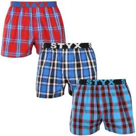 3PACK moške široke boksarice Styx športna guma večbarvne (3B110810) XXL.
Iščete kratke hlače, ki združujejo slog, udobje in vrhunsko kakovost?
Kakovostni bombaž za popolno udobje
Kratke hlače so izdelane iz vrhunskega 100-odstotnega bombaža, ki ni le mehak na otip, ampak tudi odlično diha.
Klasičen kroj in sodoben videz
Zaradi ohlapnega kroja se boste v teh kratkih hlačah počutili povsem udobno, saj zagotavljajo veliko prostora za naravno gibanje.
Zakaj bi vsekakor morali preizkusiti kratke hlače Styx

100-odstotni bombaž za največje udobje: Kratke hlače so izdelane iz visokokakovostnega bombaža, ki je mehak, zračen in prijazen do kože, kar zagotavlja udobje ves dan.
Športna tkana guma: Čvrsta, a udobna elastika z logotipom Styx drži hlače na mestu, ne da bi se neprijetno zarezala ali razrahljala.
Češka proizvodnja in kakovostna izdelava: Styx je tradicionalna češka blagovna znamka, ki se ponaša z natančno izdelavo, vzdržljivostjo in dolgo življenjsko dobo izdelka.

Češka blagovna znamka Styx ponuja zabavo in vrhunsko kakovost
Spodnje perilo Styx je še posebej priljubljeno pri tistih, ki jim je pomembna individualnost.
Kako skrbeti za kratke hlače Styx?
Če želite, da bodo vaše kratke hlače dolgo ostale v odlični kondiciji, vam priporočamo naslednje nasvete.

Pralnica: Priporočamo pranje pri 30 °C, da bombaž ohrani mehkobo in barve ostanejo bogate.
Sušilni stroj: Sušenje v sušilnem stroju ni priporočljivo, da se material ne skrči.
Likanje: Bombaž lahko likate, vendar priporočamo nižjo temperaturo, da ne poškodujete tkanine.

Nasvet: Postanite strokovnjak za vzdrževanje spodnjega perila z z nasveti v našem članku in svojim najljubšim kosom zagotovite nego, ki si jo zaslužijo.