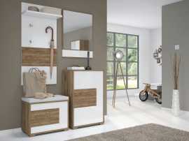 Predsieňová stena freya - dub halifax/biela.

 

Zostava ponúka bohatý úložný priestor.

 

Predsieň Freya sa skladá z týchto produktov:


	Čalúnený botník Freya – 63x48x36cm (š, v, h)
	Vešiakový panel Freya - 70x112x13cm (š, v, h)
	Závesné zrkadlo Freya – 63x81x2cm (š, v, h)
	Predsieňová skrinka Freya – 63x94x36cm (š, v, h).



Všetok nábytok patriaci do kolekcie Freya nájdete nižšie v súvisiacich produktoch.