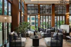 Thajsko Phuket The Proud Karon Beach Phuket Trademark Collection By Wyndham 9 dňový pobyt Raňajky Letecky Letisko: Viedeň November 2025 (28/11/25- 6/12/25)