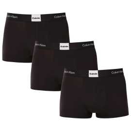 3PACK pánske boxerky Calvin Klein čierne (NB4476-UB1) L, trenky.
Chcete boxerky, ktoré ponúkajú maximálne pohodlie, moderný dizajn a špičkovú kvalitu?
Prvotriedny materiál pre celodenné pohodlie
Tieto boxerky sú vyrobené z kombinácie polyesteru a elastanu, čo poskytuje dokonalú kombináciu mäkkosti, pružnosti a odolnosti.
Moderný dizajn a dokonalý strih
Minimalistický vzhľad s elastickým pásom dopĺňa logo Calvin Klein, ktoré dodáva boxerkám luxusný a sofistikovaný štýl.
Prečo si boxerky Calvin Klein zamilujete?

Ľahký a priedušný materiál: Ideálne na každodenné nosenie aj náročné športové aktivity.
Dlhšia nohavička: Poskytuje lepšie krytie a oporu, nezhrňuje sa a neškrtí.
Rýchloschnúce a odolné: Ideálne na aktívny životný štýl.
Nadčasový dizajn: minimalistický dizajn a luxusný vzhľad značky Calvin Klein.

Spodnú bielizeň Calvin Klein milujú ľudia na celom svete.
Pánska spodná bielizeň Calvin Klein patrí k stáliciam módneho priemyslu.
Ako sa starať o boxerky?
Aby si vaše boxerky zachovali dokonalý tvar a kvalitu čo najdlhšie, dodržiavajte tieto pokyny:

Praní: Doporučujeme prát na 30 °C s jemným pracím prostředkem.
Žehlení: Nedoporučuje se, aby nedošlo k poškození materiálu.
Sušenie: Sušenie v sušičke sa neodporúča, radšej sušte voľne na vzduchu.

Tip: Nájsť ten správny kus spodnej bielizne, ktorý vám dokonale padne, môže byť náročné.