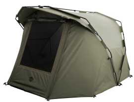 Delphin bivak panorama eazy.
 Každé jedno okno tvorí podstatnú časť ceny bivaku.
 Dvojrebrová konštrukcia bivaku je tvorená hliníkovými rúrkami, ktoré do seba dokonale zapadajú a vytvárajú veľmi pevný základ.
 Svojím rozmerom bivak bez problémov obsiahne dve lehátka, pričom stále v ňom ostane dostatok miesta pre pohodlný pobyt pri vode.
 V balení je bivak dodávaný spolu so základnou podlahou, ktorú je možné po obvode k stenám upnúť pomocou suchých zipsov.
 Technické parametre: Vonk.