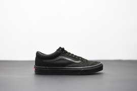 Vans UA Old Skool 40 Black/Black.