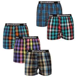 5PACK pánske trenky Horsefeathers Clay Bundle 1 (AM284A) M, trenírky.
Ukážte svoj štýl a zmysel pre humor s pánskymi šortkami Horsefeathers.
Kvalitný materiál pre dokonalé pohodlie
Šortky Horsefeathers sú vyrobené zo 100 % bavlny, čo znamená, že vám ponúknu príjemný pocit na pokožke.
Originálny dizajn a pohodlné nosenie
Každý pár šortiek je vybavený jedinečnou potlačou, ktorá dodá vášmu šatníku štýl a moderný nádych.
Prečo si tieto šortky zamilujete?

Originálne potlače, ktoré dodajú zábavu každému dňu.


Pohodlný materiál a voľný strih pre celodenné pohodlie.


Kvalitné spracovanie od značky Horsefeathers, ktorá je synonymom štýlu a spoľahlivosti.

Pánske šortky Horsefeathers majú štýl
Slovo „horsefeathers“ znamená v angličtine „úplný nezmysel“, ale spodná bielizeň od rovnomennej značky vás presvedčí, že pri jej kúpe žiadny nezmysel nehrozí.
Ako sa starať o svoje nové šortky
Aby ste sa uistili, že vaše šortky zostanú čo najdlhšie v skvelej forme, dodržiavajte tieto pokyny:

Pranie: Perte pri maximálnej teplote 30°C s jemnými pracími prostriedkami.


Sušenie: Sušenie v bubnovej sušičke neodporúčame, aby sa materiál nezrazil alebo nepoškodil potlač.


Žehlenie: Šortky môžete žehliť pri nízkej teplote.

Tip: Staňte sa expertom na údržbu spodnej bielizne vďaka radám v našom článku a doprajte svojim obľúbeným kúskom starostlivosť, akú si zaslúžia.