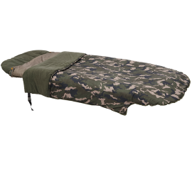Prologic spací vak s prehozom element comfort s bag thermal camo cover 5 season 215x90 cm.
 • Priedušný vodeodolný materiál Ripstop • Robustná, ale ľahká konštrukcia • Teplý ultra mäkký mikro fleece • Ľahko prístupné zipsy na oboch stranách • Fixačné prvky pre bezpečné pripevnenie k lehátku • Dodávajú sa v kompaktnom kompresnom transportnom obale • Rozmery spacáku: 215cm x 90cm • Transportné rozmery spacáku: 55cm x 30cm • Rozmery prehozu: 200cm x 130cm • Transportné rozmery prikrývky: 35cm x 20cm