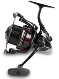 Preston innovations navijak centris sd 520.
 Kľúčové vlastnosti: •Power Drive - titánový šnekový hriadeľ •Super pomalá oscilácia •CNC obrábané telo z hliníkového odliatku •Titanový karbónový rotor a páka ramena •Rýchla brzda Speed Drag •Tlačidlová rýchloupínacia hliníková kovaná cievka • Patentovaný preklápač z titánovej zliatiny •Dodáva sa s dvojkľučkou aj jednokľučkou •Dodáva sa s náhradnou cievkou 
 Návin na 1 otočenie kľučky - 95 cm