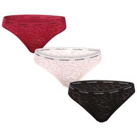 3PACK dámske nohavičky Calvin Klein viacfarebné (QD5069E 325) S.
Podčiarknite svoju osobnosť kvalitnou spodnou bielizňou a doprajte si pohodlie s dámskymi nohavičkami Calvin Klein, ktoré spájajú ikonický dizajn a praktický strih.
Ľahké, priedušné a dokonale pružné
Materiál s vysokým obsahom nylonu je ľahký, jemný na dotyk a dokonale odvádza vlhkosť.
Športová elegancia s dávkou ženskosti
Nohavičky majú klasický nižší strih s vykrojenými bokmi, ktoré opticky predlžujú nohy.
Prečo si nohavičky Calvin Klein zamilujete

Pohodlný materiál, ktorý s vami „dýcha“ a pekne sa prispôsobí vášmu telu.
Atraktívny dizajn a štýlová tkaná guma s logom.
Prémiová kvalita od značky Calvin Klein, ktorá vás nesklame.

Spodnú bielizeň Calvin Klein milujú ľudia na celom svete
Výnimočná spodná bielizeň Calvin Klein patrí k stáliciam módneho priemyslu.
Ako sa starať o spodnú bielizeň Calvin Klein
Aby vaše obľúbené nohavičky zostali dlho v skvelom stave, odporúčame dodržiavať tieto tipy na údržbu.

Pranie: Per na 30 ° C, ideálne ručne alebo v ochrannom vrecku.
Sušenie: Nohavičky môžeš sušiť v sušičke, ale na najnižšiu teplotu.
Žehlenie: Nežehliť – vďaka hladkému povrchu nie je žehlenie nutné a mohlo by poškodiť elastické vlákna.

Tip: Vaša obľúbená spodná bielizeň si zaslúži šetrné zaobchádzanie.