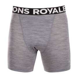 Moške boksarice Mons Royale merino sive barve (100088-2169-710) XL.
Stavite na spodnje perilo, ki vas lahko spremlja v vseh okoliščinah.
Vrhunski funkcionalni material za vsako situacijo
Merino volna je čudež narave - antibakterijska, termoregulacijska in izjemno prijetna za kožo.
Minimalističen slog in praktičen kroj
Enobarvna zasnova je prefinjena, vsestranska in primerna za vsako priložnost.
Zakaj izbrati boksarice Mons Royale

Termoregulacijske sposobnosti - pozimi je toplo, poleti hladno.
Odvajajo znoj in ne smrdijo niti po daljšem nošenju.
Trpežen material z dolgo življenjsko dobo, hipoalergeni in nežni tudi za občutljivo kožo.
Elegantna zasnova in popolno prileganje aktivnemu življenjskemu slogu.

Spodnje perilo Mons Royale je odlična izbira za vsak dan
Funkcionalno spodnje perilo iz merino volne - to je Mons Royale.
Kako skrbeti za bokserje Mons Royale
Da bo vaše perilo dolgo ostalo v odličnem stanju, vam priporočamo naslednje nasvete.

Pralnica: Pranje izvajajte pri temperaturi največ 40 °C.
Sušenje: Ne sušite ga v sušilniku.
Likanje: Da, vendar na nizki temperaturi.

Nasvet: Vaše najljubše spodnje perilo si zasluži nežno nego.