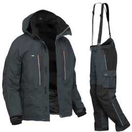 Geoff anderson komplet dozer 6 + urus 6 čierna-veľkosť xxxl.
 Prednosti bundy Dozer 6 
 
 100% nepremokavá a odolná aj slanej vode 
 100% vetru odolná 
 Paropriepustná 
 Odolná voči oderom a oterom 
 Dve predné vodeodolné vrecká umiestnené na hrudníku 
 Dve nepremokavé samotesniace vrecká.
 Jedno veľké zadné vrecko 
 Vnútorné vodeodolné vrecko „Napoleon“ skryté za klopami 
 Jedno vnútorné zipsové vrecko 
 Optimálny strihový dizajn 
 Extrémna odolnosť aj pri väčších záťažiach pri používaní 
 3D tvarovateľná kapucňa s jednodotykovým nadstavovaním 
 Prekrytie zipsu s mikroflísom 
 Šité rukávy do uhla, ktoré nekladú žiadny odpor pri činnostiach 
 Manžeta na rukáve s dierkou na palec ktorá chráni zápästie voči chladu 
 
 Prednosti nohavíc URUS 6 
 
 Garancia 100% nepremokavé a odolne aj voči slanej vode 
 100% vetru odolné 
 Paropriepustná podšívka 
 Odolné voči oderom a oterom 
 Zvýšený zadný pás, ktorý chráni pred chladom 
 Nízka hmotnosť a vysoká pevnosť 
 Nastaviteľné a odnímateľné traky 
 Jemná podšívka odvádzajúca paru a pot 
 Všité puzdro na mobilný telefón v pravom vrecku 
 Dve priestranné box vrecká s vodeodolnými zipsami 
 Prepracovaný sklon vrecka 
 Až 35 cm spodný bočný otvárací vodeodolný zips na vysokú obuv.
 Vysoká voľnosť pohybu 
 Netoxické a certifikované materiály 
 
 Odporúčame: používajte kvalitné značkové oblečenie a dodržujte princíp 3 vrstiev – dbajte aby všetky vrstvy oblečenia odvádzali pot a paru, len vtedy má membránové oblečenie zmysel, znásobí Vaše zážitky neskutočným pocitom sucha a spoľahlivo ochráni vaše zdravie.
 O značke Geoff Anderson Chcete vždy najvyššiu kvalitu?