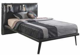 Študentská posteľ s usb 120x200cm nebula - čierna.

 

Dominantou je čalúnené čelo z eko-kože s ručne šitým vreckom a integrovaným USB portom, ktorý elegantne spája technológie s komfortom.

 

S rozmermi 135 cm na šírku, 105 cm na výšku a hĺbkou 220 cm sa stane výrazným prvkom miestnosti.

 

Všetok nábytok patriaci do kolekcie Nebula nájdete nižšie v súvisiacich produktoch.