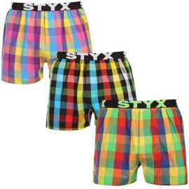3PACK pánske trenky Styx športová guma viacfarebné (3B010406) L, trenírky.
Hľadáte šortky, ktoré v sebe spájajú štýl, pohodlie a prvotriednu kvalitu?
Vysokokvalitná bavlna pre dokonalé pohodlie
Šortky sú vyrobené z prvotriednej 100 % bavlny, ktorá je nielen mäkká na dotyk, ale aj úžasne priedušná.
Klasický strih a moderný vzhľad
Vďaka voľnému strihu sa v týchto šortkách budete cítiť úplne pohodlne, pretože poskytujú dostatok priestoru na prirodzený pohyb.
Prečo by ste určite mali vyskúšať šortky Styx

100 % bavlna pre maximálne pohodlie: Šortky sú vyrobené z vysokokvalitnej bavlny, ktorá je mäkká, priedušná a jemná k pokožke, čo zaručuje pohodlie počas celého dňa.
Športový tkaný elastický: Pevná, ale pohodlná guma s logom Styx drží šortky na mieste bez nepríjemného zarezávania alebo uvoľňovania.
Česká výroba a kvalitné spracovanie: Styx je tradičná česká značka, ktorá sa pýši precíznym spracovaním, odolnosťou a dlhou životnosťou výrobkov.

Česká značka Styx ponúka zábavu aj prvotriednu kvalitu
Spodnú bielizeň Styx si obľúbia najmä tí, pre ktorých je dôležitá individualita.
Ako sa starať o šortky Styx?
Aby ste si šortky udržali dlho v skvelej kondícii, odporúčame dodržiavať tieto tipy.

Pranie: Odporúčame prať pri teplote 30 °C, aby si bavlna zachovala svoju mäkkosť a farby zostali sýte.
Sušička: Sušenie v sušičke sa neodporúča, aby sa materiál nezrazil.
Žehlenie: Bavlnu je možné žehliť, ale odporúča sa nižšia teplota, aby nedošlo k poškodeniu látky.

Tip: Staňte sa expertom na údržbu spodnej bielizne vďaka radám v našom článku a doprajte svojim obľúbeným kúskom starostlivosť, ktorú si zaslúžia.