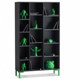 Knižnica diego - čierna, zelená.

 

Štýlová čierna farba v kombinácii so zelenými prvkami ideálne zapadne do cool študentskej izby.

 

Dvanásť políc poskytuje dekoratívny priestor na vystavenie herného vybavenia.

 

Rozmery knižnice Diego sú 100x174x34 cm (š,v,h).

 

Ďalšie produkty z kolekcie Diego nájdete v súvisiacich produktoch nižšie.