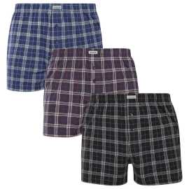 3PACK pánske trenky Andrie viacfarebné (PS 5913) XL, trenírky.
Doplnite svoj šatník o pohodlný a štýlový kúsok.
Prémiový materiál pre celodenné pohodlie
Boxerky Andrie sú vyrobené zo 100 % bavlny, ktorá ponúka jemnosť a priedušnosť.
Elegantný dizajn a pohodlný strih
Boxerky majú diskrétne vzory v rôznych farbách, ktoré dodávajú šatníku moderný vzhľad a originalitu.
Prečo si kúpiť boxerky Andrie?

100% bavlna pre jemnosť a pohodlie.


Klasický voľný strih pre maximálny komfort.


Diskrétny dizajn, ktorý sa hodí na každú príležitosť.

Andrie ponúka české spodné prádlo pre mužov, ktorí vedia, čo chcú
Pánske boxerky Andrie vynikajú príjemnými materiálmi a kvalitným spracovaním.
Ako sa starať o boxerky Andrie
Aby si zachovali kvalitu a pohodlie, postupuj podľa týchto jednoduchých krokov:

Pranie: Per na maximálnej teplote 40 °C s jemnými pracími prostriedkami, aby materiál zostal mäkký a vzory intenzívne.


Sušenie: Boxerky nesušte v sušičke, odporúčame ich nechať voľne uschnúť.


Žehlenie: Pre hladký vzhľad môžete boxerky žehliť na nízkej teplote.

Tip: Staňte sa odborníkom na údržbu spodnej bielizne vďaka tipom v našom článku a doprajte svojim obľúbeným kúskom starostlivosť, ktorú si zaslúžia.