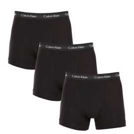 3PACK ανδρικό σορτς μποξεράκι Calvin Klein μαύρο (U2662G-XWB) XL.
Αυτό το σετ από τρία μαύρα ανδρικά μποξεράκια Calvin Klein είναι η ιδανική επιλογή για καθημερινή χρήση, ειδικά για τους άνδρες που έχουν επίγνωση της μόδας.
Ποιοτικό υλικό για μέγιστη άνεση
Το μποξεράκι Calvin Klein είναι κατασκευασμένο από μείγμα βαμβακιού και ελαστάνης, εξασφαλίζοντας άνεση, αναπνοή και ευελιξία.
Διαχρονικά κομψός σχεδιασμός με μακρύτερα πόδια
Αυτά τα κομψά σλιπ μπόξερ έχουν μακρύτερα πόδια που παρέχουν καλύτερη κάλυψη και άνεση κατά τη χρήση.
Λόγοι για τους οποίους θα αγαπήσετε τα μποξεράκια Calvin Klein

Βαμβάκιπου αναπνέει: Ένα υλικό που σας προσφέρει μέγιστη άνεση και φρεσκάδα.


Ευελιξία χάρη στην ελαστάνη: Προσαρμόζεται στη σιλουέτα σας και επιτρέπει ελευθερία κινήσεων.


Σχεδιασμός μόδας: Προσθέτει μια κομψή εμφάνιση στα μποξεράκια και εξασφαλίζει ότι παραμένουν τέλεια στη θέση τους.

Πώς να φροντίσετε τα νέα σας μποξεράκια
Για να διαρκέσουν αυτά τα μποξεράκια όσο το δυνατόν περισσότερο, είναι σημαντικό να ακολουθήσετε τις παρακάτω οδηγίες:

Πλυντήριο ρούχων: Πλύνετε στους 30°C με ήπια απορρυπαντικά για να διατηρηθεί η ποιότητα του βαμβακιού και της ελαστάνης.


Στέγνωμα: Μπορεί να στεγνώσει σε χαμηλές θερμοκρασίες.


Σιδέρωμα: Δεν χρειάζεται σιδέρωμα, τα μποξεράκια διατηρούν το σχήμα τους ακόμα και χωρίς σιδέρωμα.

Συμβουλή: Η εύρεση του κατάλληλου εσωρούχου που σας ταιριάζει απόλυτα μπορεί να αποτελέσει πρόκληση.