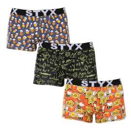 3PACK herenboxershort Styx art sport rubber multicolour (3G13724) L.
Geniet de hele dag van comfort met de Styx herenboxerslip in een klassieke kleur.
Kwaliteitsmateriaal voor maximaal comfort
De boxershorts zijn gemaakt van een eersteklas mix van katoen en synthetische vezels.
Praktisch ontwerp en Tsjechische precisie
Styx boxerslips hebben kortere pijpjes die nergens afrollen en je maximale bewegingsvrijheid geven.
Waarom kiezen voor Styx boxerslips

Tsjechische kwaliteit: Ontworpen en vervaardigd in Tsjechië, wat garant staat voor vakmanschap van topkwaliteit.
Eersteklas materialen: Combinatie van katoen, modal en elastaan voor maximaal comfort.
Universeel ontwerp: Kortere pijpen en stijlvol sportief elastiek voor elke gelegenheid.

Styx ondergoed is een van de populairste
Het Tsjechische merk Styx staat bij klanten vooral bekend om zijn shorts met nieuwe patronen in opvallende kleuren.
Hoe verzorg ik mijn Styx boxers goed?

Wasgoed: Wassen op 30°C met een mild wasmiddel om het materiaal zacht en comfortabel te houden.
Drogen: Het is niet aan te raden om boxers in de droger te drogen, laat ze vrij aan de lucht drogen om hun vorm te behouden.
Strijken: Strijk indien nodig op een lage temperatuur om de zachtheid van het materiaal te behouden.

Tip: Word een expert in lingerieonderhoud met het advies in ons artikel en geef je favoriete lingerie de zorg die ze verdient.