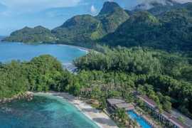 Seychely Mahé Avani Seychelles Barbarons Resort & Spa 10 dňový pobyt Raňajky Letecky Letisko: Praha August 2026 (15/08/26-24/08/26)