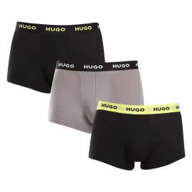 3PACK pánske boxerky HUGO viacfarebné (50517878 986) XXL, trenky.
Stavte na nadčasovú eleganciu a špičkový komfort s pánskymi boxerkami HUGO.
Materiál, ktorý vám dokonale padne
Kombinácia vysokokvalitnej bavlny s prímesou elastanu zaručuje optimálnu kombináciu pohodlia a pružnosti.
Štýl, ktorý hovorí sám za seba
Striedma farebnosť je vhodná pre všetkých mužov, ktorí nemajú radi módne výstrelky.
Prečo si zamilujete boxerky HUGO

Prvotriedny materiál v kombinácii bavlny a elastanu.
Elegantný dizajn v klasických farbách.
Kratšie nohavičky pre väčšie pohodlie.

Spodná bielizeň Hugo pre milovníkov pohodlia a luxusu
Značka spodnej bielizne Hugo patrí do rodiny odevov Hugo Boss a vyniká kvalitnými materiálmi a precíznym spracovaním.
Ako sa starať o boxerky HUGO
Aby vaše obľúbené boxerky dlho vydržali, odporúčame dodržiavať tieto tipy.

Pranie: Per je pri teplote 40 °C.
Sušenie: Boxerky môžeš sušiť v sušičke na šetrný program.
Žehlenie: Pokiaľ je potrebné, žehli ich naruby pri nižšej teplote.

Tip: Staňte sa expertom na údržbu spodnej bielizne vďaka radám v našom článku a doprajte svojim obľúbeným kúskom starostlivosť, ktorú si zaslúžia.