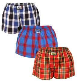 3PACK dámske trenky Styx klasická guma viacfarebné (3K10469) L, trenírky.
Doprajte si jedinečný pocit luxusu a pohodlia s dámskymi saténovými šortkami Styx!
Kvalitný materiál pre maximálne pohodlie
Dámske šortky Styx sú vyrobené z príjemného saténového materiálu, ktorý zaručuje ľahkosť, mäkkosť a jemný chladivý účinok na pokožku.
Zvodný dizajn a precízne české spracovanie
Dámske šortky Styx sú navrhnuté v jednoduchom, ale účinnom strihu, ktorý vám poskytne absolútnu voľnosť pohybu.
Prečo si zamilujete saténové šortky Styx?

Luxusný saténový materiál: Mäkký, ľahký a príjemne chladivý na pokožke.
Štýlový dizajn: Pre elegantný a sebavedomý vzhľad.
Pohodlný strih: Ideálne na spanie, domáce nosenie alebo voľnočasové aktivity.
Klasická guma s logom Styx: Skvele padne a netlačí.
Vyrobené v Českej republike: Precízne spracovanie a záruka kvality

Spodná bielizeň Styx je jednou z najobľúbenejších
Česká značka Styx je medzi zákazníkmi známa najmä vďaka svojej spodnej bielizni s neotrelými vzormi vo výrazných farbách.
Ako sa mám starať o svoje šortky Styx?
Aby vaše obľúbené saténové šortky vydržali dlho v skvelom stave, odporúčame dodržiavať tieto rady:

Pranie: Odporúčame prať pri teplote 30 °C, aby si šortky zachovali svoj jemný lesk a mäkkosť.
Sušenie: Neodporúčame sušenie v bubnovej sušičke, aby nedošlo k poškodeniu vlákien.
Žehlenie: V prípade potreby môžete šortky žehliť pri nízkej teplote.

Tip: Vaša obľúbená spodná bielizeň si zaslúži šetrné zaobchádzanie.