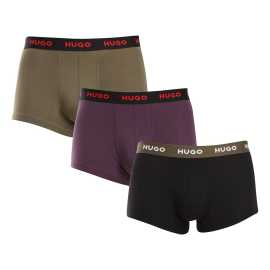 3PACK pánske boxerky HUGO viacfarebné (50517878 987) XL, trenky.
Stavte na nadčasovú eleganciu a špičkový komfort s pánskymi boxerkami HUGO.
Materiál, ktorý vám dokonale padne
Kombinácia vysokokvalitnej bavlny s prímesou elastanu zaručuje optimálnu kombináciu pohodlia a pružnosti.
Štýl, ktorý hovorí sám za seba
Striedma farebnosť je vhodná pre všetkých mužov, ktorí nemajú radi módne výstrelky.
Prečo si zamilujete boxerky HUGO

Prvotriedny materiál v kombinácii bavlny a elastanu.
Elegantný dizajn v klasických farbách.
Kratšie nohavičky pre väčšie pohodlie.

Spodná bielizeň Hugo pre milovníkov pohodlia a luxusu
Značka spodnej bielizne Hugo patrí do rodiny odevov Hugo Boss a vyniká kvalitnými materiálmi a precíznym spracovaním.
Ako sa starať o boxerky HUGO
Aby vaše obľúbené boxerky dlho vydržali, odporúčame dodržiavať tieto tipy.

Pranie: Per je pri teplote 40 °C.
Sušenie: Boxerky môžeš sušiť v sušičke na šetrný program.
Žehlenie: Pokiaľ je potrebné, žehli ich naruby pri nižšej teplote.

Tip: Staňte sa expertom na údržbu spodnej bielizne vďaka radám v našom článku a doprajte svojim obľúbeným kúskom starostlivosť, ktorú si zaslúžia.