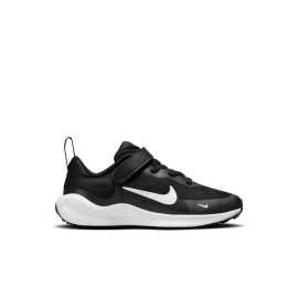 Nike Revolution 7 28,5. Jednoduché kroky pre malých dobrodruhov, pohodlie a pokoj pre rodičov S detskou verziou obuvi Nike Revolution 7 poskytnete svojmu dieťaťu pohodlie a voľnosť pohybu - a rodičia si zamilujú jednoduché zapínanie na suchý zips. Priedušný zvršok z ľahkej sieťoviny zaručuje svieže nohy aj po celodennom šantení, zatiaľ čo mäkká penová medzipodrážka tlmí každý odraz a chráni rastúce kĺby. Flexibilná podrážka a dostatočný priestor na prsty podporujú prirodzený pohyb, či už malý špunt behá po ihrisku alebo sa hrá v parku. Výhody   Priedušný zvršok: zvršok zo sieťoviny udržiava nohy v suchu a zabraňuje prehrievaniu.   Pohodlné odpruženie: mäkká penová stielka tlmí nárazy pri každom kroku.   Voľnosť pohybu: Široký tvar a flexibilná podrážka podporujú správny vývoj chodidla.   Jednoduchá údržba: Sieťovinový zvršok sa rýchlo čistí a suší.   Pre rodičov   Rýchle obúvanie: Pevné zapínanie na suchý zips uľahčuje obúvanie aj malým deťom a šetrí čas pri rannej príprave.   Nastaviteľný pásik zaisťuje, že topánka pevne drží, ale netlačí.   Odolné na každý deň: Kvalitné materiály vydržia detské nezbednosti a hravé výlety.   Všestranné použitie: štýlový dizajn sa hodí do škôlky, na ihrisko aj na rodinné výlety.   S unisex verziou obuvi Nike Revolution 7 so suchým zipsom bude obúvanie jednoduché, nohy suché a pohyb pohodlný - a rodičia sa budú tešiť z odolnej a funkčnej obuvi.Horná Sieťovina. Je taká ľahká, že ani nebudete vedieť, že ju máte na sebe. A okrem toho vám poskytne potrebnú oporu presne tam, kde ju potrebujete.Podrážka - guma  S gumovou podrážkou sa proste nedá nič pokaziť. Dlho vydrží, ľahko sa čistí a má skvelú trakciu.