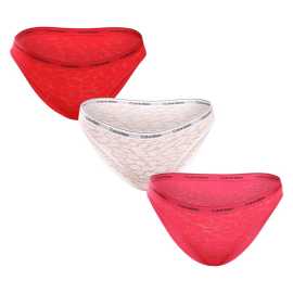 3PACK γυναικείο εσώρουχο Calvin Klein πολύχρωμο (QD5069E-NPC) 3XL.
Τονίστε την προσωπικότητά σας με ποιοτικά εσώρουχα και αφεθείτε στην άνεση με τα γυναικεία σλιπ Calvin Klein που συνδυάζουν εμβληματικό σχεδιασμό και πρακτική εφαρμογή.
Ελαφρύ, αναπνεύσιμο και απόλυτα ευέλικτο
Το υλικό από υψηλής ποιότητας νάιλον είναι ελαφρύ, μαλακό στην αφή και απομακρύνει την υγρασία.
Αθλητική κομψότητα με μια δόση θηλυκότητας
Το εσώρουχο έχει κλασικό χαμηλότερο κόψιμο με κομμένους γοφούς που επιμηκύνουν οπτικά τα πόδια.
Γιατί θα λατρέψετε τα εσώρουχα Calvin Klein

Ευχάριστο υλικό που 