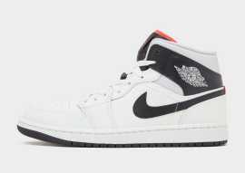 Air Jordan 1 Mid.
