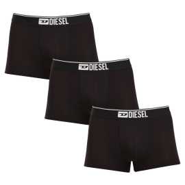 3PACK pánske boxerky Diesel čierné (00ST3V-0GDAC-E4101) M, trenky.
Vychutnajte si maximálny komfort a sebavedomý štýl s týmito pánskymi boxerkami značky Diesel.
Príjemný materiál pre celodenné pohodlie
Boxerky Diesel sú vyrobené zo zmesi bavlny a elastanu, čo zaisťuje príjemný pocit pri nosení, vynikajúcu priedušnosť a optimálnu pružnosť.
Štýlový vzhľad a nadčasový dizajn
Dobre padnúci gumička drží boxerky presne tam, kde majú byť, nikam sa nezošmykujú ani nezarezávajú.
Prečo by si mal vyskúšať boxerky Diesel

Luxusný komfort vďaka dlhším nohavičkám: Ideálne na celodenné nosenie, poskytujú väčšiu oporu a menej trenia.
Prémiový materiál: Zaručuje mäkkosť, priedušnosť a pružnosť, ktorá sa prispôsobí tvojmu telu bez obmedzenia.
Nadčasový dizajn s ikonickým logom: Výrazný, tkaný gumičkový pás dodáva štýl a zaručuje, že boxerky perfektne držia na mieste.

Spodná bielizeň Diesel pre tých, ktorí chcú pre seba to najlepšie
Ikonická značka oblečenia a spodnej bielizne Diesel vás nadchne svojím jednoduchým štýlom s originálnymi prvkami.
Ako sa starať o boxerky Diesel
Aby ti tvoje obľúbené spodné prádlo vydržalo čo najdlhšie, odporúčame dodržiavať nasledujúce tipy.

Pranie: Odporúčame prať na 30 °C.
Sušenie: Tieto boxerky nie sú vhodné do sušičky.
Žehlenie: Boxerky môžete žehliť na nízkej teplote vhodnej pre bavlnu.

Tip: Nájdenie správneho kusu spodnej bielizne, ktorý vám perfektne sedí, je niekedy náročné.