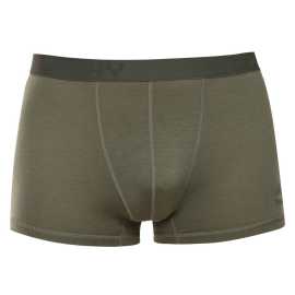 Pánske boxerky HUSKY MEX merino zelené (HT0-0816) 3XL, trenky.
Objav nekompromisné pohodlie a funkčnosť s pánskymi funkčnými boxerkami HUSKY, ktoré sú vyrobené zo 100% merino vlny.
Merino vlna – prírodný funkčný zázrak
Boxerky HUSKY sú vyrobené z merino vlny, ktorá patrí medzi najluxusnejšie a najpraktickejšie materiály súčasnosti.
Funkčný minimalizmus a nekompromisný štýl
Jednoduchý dizajn s vytkávanou gumou a logom značky HUSKY pôsobí čisto, moderne a funkčne.
Prečo vyskúšať funkčné boxerky HUSKY

100% merino vlna – prírodný materiál s výnimočnými vlastnosťami.
Antibakteriálne, termoregulačné a maximálne priedušné.
Priliehavý strih a funkčný dizajn vhodný aj na šport.

HUSKY nielen pre športovcov
Česká značka HUSKY pôsobí na trhu už viac než 20 rokov a za ten čas si získala obľubu všetkých milovníkov outdooru.
Ako sa starať o boxerky HUSKY z merino vlny

Pranie: Per v ruke alebo v práčke na šetrný program pre vlnu do 30 °C.
Sušenie: Nesuš v sušičke.
Žehlenie: Zvyčajne nie je potrebné.

Tip: Merino vlna patrí k najjemnejším materiálom, preto si zaslúži výnimočné zaobchádzanie.