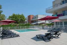 Francúzsko Azúrove pobrežie (Francúzska riviéra) Comfort Suites Cannes Mandelieu 9 dňový pobyt Raňajky Letecky Letisko: Praha July 2026 ( 1/07/26- 9/07/26)