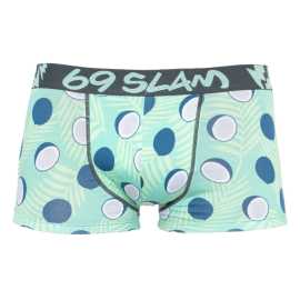 Pánske boxerky 69SLAM hip bamboo coco blue S, trenky.
Vstúpte do sveta, kde sa pohodlie stretáva s originalitou!
Bambusové vlákna pre maximálne pohodlie
Boxerky z bambusového materiálu sú ideálnou voľbou pre každého, kto hľadá maximálne pohodlie a šetrnosť k pokožke.
Výrazný dizajn a premyslený strih na aktívne dni
Boxerky 69SLAM vás na prvý pohľad zaujmú svojím jedinečným vzhľadom, originálnymi vzormi a príjemnými farbami.
Prečo by boxerky 69SLAM nemali chýbať vo vašom šatníku

Mikrovlákno - ľahké, elastické, rýchloschnúce.
Kratšie nohavičky, ktoré sa nikde nekrčia.
Výrazný dizajn s originálnymi vzormi.

69SLAM spodná bielizeň, ktorá vám zdvihne náladu
69SLAM je obľúbená surferská značka z Bali, ktorá oslavuje život, umenie, kreativitu, dizajn a farby v každom detaile.
Ako sa starať o boxerky 69SLAM
Dodržiavaním týchto pokynov zachováte ich výnimočné vlastnosti - mäkkosť, priedušnosť a odolnosť.

Pranie: Boxerky pier výhradne ručne vo vlažnej vode (ideálne do 30 °C).
Sušenie: Sušenie v sušičke nie je vhodné.
Žehlenie: Nežehliť.

Tip: Vaša obľúbená spodná bielizeň si zaslúži šetrné zaobchádzanie.