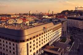 Slovensko Bratislava a okolie Crowne Plaza Bratislava 4 dňový pobyt Raňajky Vlastná November 2026 (27/11/26-30/11/26)