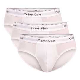 3PACK pánske slipy Calvin Klein bielé (NB4388-100) L.
Stavte na osvedčenú kombináciu pohodlia, kvality a ikonického štýlu.
Príjemný materiál pre celodenné pohodlie
Slipy sú vyrobené z kvalitnej zmesi bavlny a elastanu.
Elegantný dizajn s ikonickým elastickým pásom
Minimalistický dizajn dopĺňa elastický pás s logom Calvin Klein, ktorý celému modelu dodáva moderný a zároveň nadčasový vzhľad.
Výhody, ktoré oceníte každý deň

Priedušná bavlna: Udrží vás svieže po celý deň.


Pružnosť vďaka elastanu: Slipy sa dokonale prispôsobia vášmu telu a neobmedzujú v pohybe.


Štýlová tkaná guma: Logo Calvin Klein dodáva nohavičkám nadčasový vzhľad.

Spodná bielizeň Calvin Klein vám dodá jedinečný štýl
Pánska spodná bielizeň Calvin Klein patrí k stáliciam módneho priemyslu.
Ako sa starať o nohavičky Calvin Klein
Pri správnej starostlivosti zostanú nohavičky Calvin Klein dlho ako nové - a každý deň vám prinesú štýl a pohodlie v jednom.

Pranie: Per slipy na 30 °C, ideálne naruby, aby sa zachovala farba aj kvalita gumy.
Sušenie: Slipy môžeš sušiť v sušičke, ale zvoľ šetrný program pri nízkej teplote.
Žehlenie: Nežehliť.

Tip: Nájsť ten správny kus spodnej bielizne, ktorý vám dokonale padne, môže byť náročné.