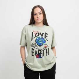 Champion Crewneck T-Shirt L. Champion Crewneck T-Shirt L