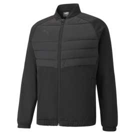 Puma teamLIGA Hybrid jacket S. Bunda Puma teamLIGA Hybrid - športový partner  Pripravte sa na výkon s pánskou hybridnou bundou Puma TEAMLIGA! Táto štýlová a odolná bunda spája funkčnosť a moderný dizajn, aby vás podporila v akýchkoľvek podmienkach - ideálna na športový tréning. Výhody  Vodoodpudivá povrchová úprava. Hrejivá výplň: Udrží vás v teple vďaka zatepleniu vo vrchnej časti. Kvalitný materiál: Vyrobená zo 100 % polyesteru pre odolnosť a jednoduchú údržbu. Štýlové logo Puma: Dodáva moderný športový vzhľad.