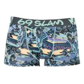 Pánske boxerky 69SLAM hip bali pendet XS, trenky. Pánske boxerky 69SLAM hip mikrovlákno
Pánske boxerky 69SLAM hip sú predstaviteľom kratšieho vyhotovenia strihu. Tieto bláznivé boxerky „short“ uprednostňujú tí páni, ktorí nemajú radi materiál obtiahnutý okolo stehien, viac než je potrebné. Vyhotovenie bielizne vo variante mikro je nielen praktické, a navyše vďaka jeho vlastnostiam aj užitočné. Mikrovlákno je veľmi elastický materiál, vynikajúci svojou jemnosťou a hebkosťou. Je nadštandardne pružný, prispôsobivý a pohodlný. Veľkou devízou tohto materiálu sú krásne jasné a stále farby, ktoré neblednú. Nespôsobuje žiadne alergické reakcie, nedráždi pokožku a je veľmi odolný proti pôsobeniu baktérií. Tajomstvo sa skrýva v transferovom efekte, keď je vlhkosť prenášaná na vonkajšie vrstvy. Vďaka tomuto efektu bielizeň veľmi rýchlo schne a tým poskytuje nositeľovi komfort aj pri zvýšenej fyzickej námahe.