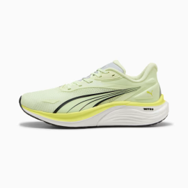 Puma Electrify NITRO 4 Mens 44,5. Bežecká obuv s výbušnou energiou S modelom PUMA Electrify NITRO 4 získate bežeckého parťáka, ktorý vás doslova odrazí vpred. Ľahká pena NITROFOAM™ vracia každú ubehnutú sekundu s hybnosťou, zatiaľ čo PROFOAM LITE dodáva stabilitu, ktorú potrebujete. Priedušná sieťovina udrží vaše chodidlo v pohodlí aj pri maximálnom tempe a podrážka PUMAGRIP vás udrží pevne na zemi bez straty priľnavosti. Bezpečnosť pri behu v tme zvyšujú aj reflexné prvky. Vďaka strednému pádu 8 mm idú tieto topánky ruka v ruke s vaším prirodzeným krokom. Výhody ▪ NITROFOAM™ + PROFOAM LITE - energické odpruženie a stabilný krok.▪ Priedušný zvršok zo sieťoviny - pohodlie a vetranie aj v horúčavách.▪ Podrážka PUMAGRIP - spoľahlivá trakcia na asfalte.▪ Reflexné detaily - zvýšená bezpečnosť pri slabom osvetlení.▪ Pokles 8 mm - podpora pre prirodzený došľap. Skvelá voľba pre bežcov, ktorí hľadajú výkon, pohodlie a štýl v jednom balení - ľahké, rýchle a pripravené posunúť vás ďalej.Vrch - textília a syntetika  Ponúka výhodný pomer priedušnosti a odolnosti. Textília je dobre priedušná, ale zároveň ponúka zvýšenú odolnosť proti oderu a vplyvom. Je navyše na strategických miestach spevnená syntetickými prekryvmi, ktoré topánku spevňujú, robia ju odolnejšou a chránia tvoje nohy.Medzipodrážka NITROFOAM™ je dusíkom obohatená pena, ktorú PUMA používa v bežeckej obuvi. Vďaka špeciálnemu procesu je ľahšia ako bežná pena EVA a zároveň ponúka vyššiu energetickú návratnosť a lepšie odpruženie. To znamená, že každý krok je mäkší, dynamickejší a šetrí vaše kĺby aj pri dlhších behoch.