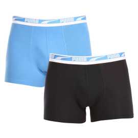 2PACK pánske boxerky Puma viacfarebné (701221416 006) L, trenky. Pánske boxerky Puma prinášajú pohodlie a štýl na každý deň
Užite si dokonalú kombináciu pohodlia a moderného štýlu s pánskymi boxerkami Puma. Vďaka kvalitnému materiálu a nadčasovému dizajnu sú ideálne na každodenné nosenie, či už do práce, na šport, alebo len na relax doma. Boxerky Puma potešia každého muža, ktorý hľadá jednoduchý vzhľad a maximálnu kvalitu pre svoje pohodlie.
Kvalitný materiál, ktorý vás nesklame
Boxerky sú vyrobené z prvotriednej bavlnenej zmesi s prímesou elastanu, ktorá zaručuje ich mäkkosť, priedušnosť a pružnosť. Bavlnený základ poskytuje príjemný pocit na pokožke, zatiaľ čo elastan zaručuje, že boxerky sa prispôsobia vášmu telu a zachovajú si svoj tvar aj po opakovanom nosení.
Moderný dizajn a presný strih na každodenné nosenie
Nadčasové farebné prevedenie si nájde miesto v šatníku každého štýlového muža. Elastický pás s logom Puma dodáva boxerkám mierne športový vzhľad. Dlhšie nohavice zaručujú pohodlie a podporu počas celého dňa, či už vás čaká dlhý deň v kancelárii alebo za volantom, alebo náročnejšie športové aktivity. Praktický strih umožňuje voľnosť pohybu a je vhodný na aktívny životný štýl aj voľné chvíle.
Prečo si kúpiť boxerky Puma

Štýlový a moderný dizajn: Minimalistický vzhľad s pohodlným elastickým pásom dodáva boxerkám elegantný štýl vhodný pre každého muža.
Kvalitný materiál: Zmes bavlny a elastanu poskytuje mäkkosť, priedušnosť a odolnosť, takže boxerky sa dokonale prispôsobia vášmu telu a dlho vydržia.
Presný strih a dokonalá podpora: Dlhšie nohavice poskytujú dostatočné krytie a zabraňujú odieraniu stehien.

Spodná bielizeň Puma sa hodí nielen športovcom
Značka Puma je známa po celom svete vďaka svojmu oblečeniu a spodnej bielizni, ktorú nosia slávni športovci. Ponožky, tričká, podprsenky alebo boxerky Puma však môžete nosiť nielen do posilňovne, ale na všetky príležitosti, hanbu vám neurobia ani na výlete či v práci. Nech už si vyberiete akýkoľvek kúsok, môžete sa tešiť na pohodlný materiál a precízny strih, ktorý vám ľahko padne.
Ako sa starať o boxerky Puma
Aby vám nové boxerky dlho vydržali, odporúčame dodržiavať tieto pokyny.

Pranie: Odporúčame prať pri maximálnej teplote 40 °C, aby sa zachovala kvalita materiálu.
Žehlenie: Nežehlite, aby ste nepoškodili elastické vlákna.
Sušenie: Neodporúča sa používať sušičku, aby boxerky nestratili svoju pružnosť a tvar.

Tip: Hľadanie obľúbenej spodnej bielizne môže byť beh na dlhé trate, preto chceme, aby vám obľúbené kúsky dlho vydržali. Preto tu nájdete aj množstvo skvelých pomôcok na pranie spodnej bielizne, ako sú pracie papiere a vrecká na jemnú bielizeň.