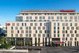 Slovensko Bratislava a okolie Sheraton Bratislava 3 dňový pobyt Raňajky Vlastná April 2027 (22/04/27-24/04/27)