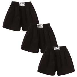 3PACK detské trenky Styx klasická guma čierne (3J0960) 12-14 let, trenírky. Detské šortky Styx - pohodlie a česká kvalita v jednom
Doprajte svojim deťom maximálne pohodlie s detskými šortkami Styx! Tento klasický elastický model ponúka nielen skvelý strih a voľnosť pohybu, ale aj kvalitný materiál, ktorý je šetrný k detskej pokožke. Vďaka 100 % bavlne sú šortky pohodlné na celodenné nosenie, či už na doma, do školy alebo na spanie. A čo viac - sú vyrobené v Českej republike, čo zaručuje precízne spracovanie a dlhú životnosť!
Kvalitný materiál na každodenné nosenie
Detské šortky Styx sú vyrobené zo 100 % bavlny. Tento prírodný materiál je dokonale priedušný a odvádza vlhkosť, takže je vhodný aj na celodenné nosenie. Bavlna je mäkká a jemná na dotyk, takže je vhodná aj pre citlivú detskú pokožku, pretože nespôsobuje podráždenie. Naše šortky sú zároveň odolné a zachovávajú si svoj tvar aj pri častom praní.
Pohodlný strih a nadčasová klasika
Obľúbený voľnejší strih šortiek Styx neobmedzuje deti v pohybe a dobre im padne, či už ich čaká dlhý deň v škole alebo zdolávanie prekážok na ihrisku. Klasický elastický pás drží spodnú bielizeň bezpečne na svojom mieste, ale nespôsobuje nepríjemné otlaky. Jednoduchý dizajn nikdy nevyjde z módy a perfektne sa hodí ku každému oblečeniu. Vďaka týmto vlastnostiam sú spodky ideálne na každodenné nosenie, leňošenie doma a spanie, dobre sa hodia pre chlapcov aj dievčatá.
Prečo si ich deti zaručene zamilujú?

100 % bavlna: Mäkké, priedušné a príjemné na pokožku.
Klasický elastický pás.
Univerzálny voľný strih: Ideálne pre deti na voľný čas, do školy aj na spanie.
Štýlový jednoduchý dizajn: Klasický vzhľad, ktorý nikdy neomrzí.
Vyrobené v ČR: Kvalitné české spracovanie.

Česká kvalita, vyrobené v Českej republike.
Česká značka Styx je medzi zákazníkmi známa najmä vďaka spodnej bielizni s neotrelými vzormi vo výrazných farbách. Hlavným dôvodom obľúbenosti tejto značky sú však príjemné materiály a skvelé strihy, ktoré sme vyskúšali na vlastnej koži. Značka Styx patrí medzi naše privátne značky a za kvalitu našich výrobkov dáme ruku do ohňa.
Ako sa starať o šortky Styx?

Pranie: Odporúčané na 30 °C, aby sa zachovala mäkkosť a kvalita látky.
Sušenie: Nevhodné do sušičky, suš radšej na vzduchu.
Žehlenie: Áno, pri nižšej teplote (odporúčame žehliť naruby).

Tip: Nájsť ten správny kus spodnej bielizne, ktorý vám dokonale padne, môže byť náročné. Keď ho nájdete, oplatí sa oň dobre starať, aby vám dlho vydržal. Tipy, ako to urobiť, nájdete v našom článku.