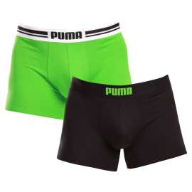 2PACK pánske boxerky Puma viacfarebné (701226763 009) M, trenky. Pánske boxerky Puma prinášajú pohodlie a štýl na každý deň
Užite si dokonalú kombináciu pohodlia a moderného štýlu s pánskymi boxerkami Puma. Vďaka kvalitnému materiálu a nadčasovému dizajnu sú ideálne na každodenné nosenie, či už do práce, na šport, alebo len na relax doma. Boxerky Puma potešia každého muža, ktorý hľadá jednoduchý vzhľad a maximálnu kvalitu pre svoje pohodlie.
Kvalitný materiál, ktorý vás nesklame
Boxerky sú vyrobené z prvotriednej bavlnenej zmesi s prímesou elastanu, ktorá zaručuje ich mäkkosť, priedušnosť a pružnosť. Bavlnený základ poskytuje príjemný pocit na pokožke, zatiaľ čo elastan zaručuje, že boxerky sa prispôsobia vášmu telu a zachovajú si svoj tvar aj po opakovanom nosení.
Moderný dizajn a presný strih na každodenné nosenie
Nadčasové farebné prevedenie si nájde miesto v šatníku každého štýlového muža. Elastický pás s logom Puma dodáva boxerkám mierne športový vzhľad. Dlhšie nohavice zaručujú pohodlie a podporu počas celého dňa, či už vás čaká dlhý deň v kancelárii alebo za volantom, alebo náročnejšie športové aktivity. Praktický strih umožňuje voľnosť pohybu a je vhodný na aktívny životný štýl aj voľné chvíle.
Prečo si kúpiť boxerky Puma

Štýlový a moderný dizajn: Minimalistický vzhľad s pohodlným elastickým pásom dodáva boxerkám elegantný štýl vhodný pre každého muža.
Kvalitný materiál: Zmes bavlny a elastanu poskytuje mäkkosť, priedušnosť a odolnosť, takže boxerky sa dokonale prispôsobia vášmu telu a dlho vydržia.
Presný strih a dokonalá podpora: Dlhšie nohavice poskytujú dostatočné krytie a zabraňujú odieraniu stehien.

Spodná bielizeň Puma sa hodí nielen športovcom
Značka Puma je známa po celom svete vďaka svojmu oblečeniu a spodnej bielizni, ktorú nosia slávni športovci. Ponožky, tričká, podprsenky alebo boxerky Puma však môžete nosiť nielen do posilňovne, ale na všetky príležitosti, hanbu vám neurobia ani na výlete či v práci. Nech už si vyberiete akýkoľvek kúsok, môžete sa tešiť na pohodlný materiál a precízny strih, ktorý vám ľahko padne.
Ako sa starať o boxerky Puma
Aby vám nové boxerky dlho vydržali, odporúčame dodržiavať tieto pokyny.

Pranie: Odporúčame prať pri maximálnej teplote 40 °C, aby sa zachovala kvalita materiálu.
Žehlenie: Nežehlite, aby ste nepoškodili elastické vlákna.
Sušenie: Neodporúča sa používať sušičku, aby boxerky nestratili svoju pružnosť a tvar.

Tip: Hľadanie obľúbenej spodnej bielizne môže byť beh na dlhé trate, preto chceme, aby vám obľúbené kúsky dlho vydržali. Preto tu nájdete aj množstvo skvelých pomôcok na pranie spodnej bielizne, ako sú pracie papiere a vrecká na jemnú bielizeň.